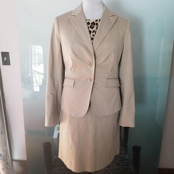 The Limited Skirt Suit separates - Picture 2 of 10